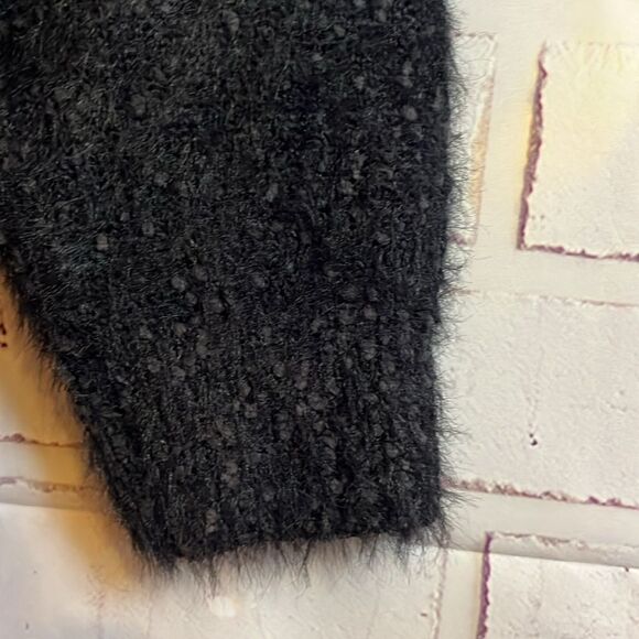 NWT JUNIORS XXL ARIZONA JEAN CO CROPPED  THICK,FUZZY ,SOFT Holiday SWEATER - Picture 4 of 12